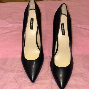 Nine West Black Heels 12 GUC